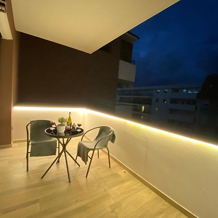 T27 Apartments Free Parking Ingyenes Zart Parkolo 杰尔 外观 照片