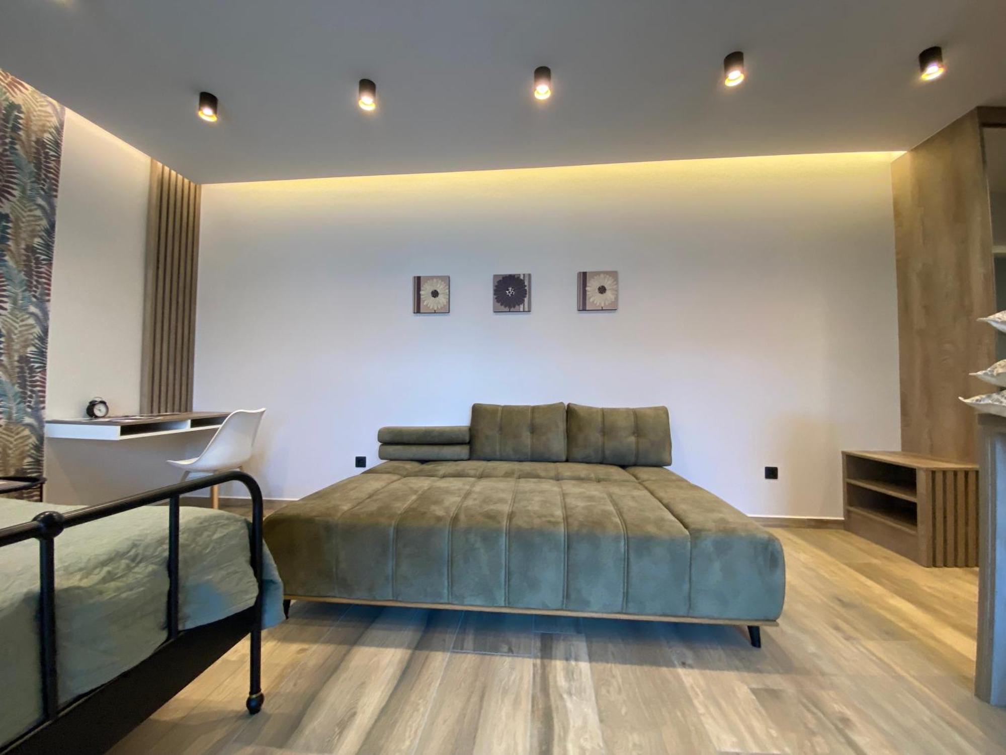 T27 Apartments Free Parking Ingyenes Zart Parkolo 杰尔 外观 照片