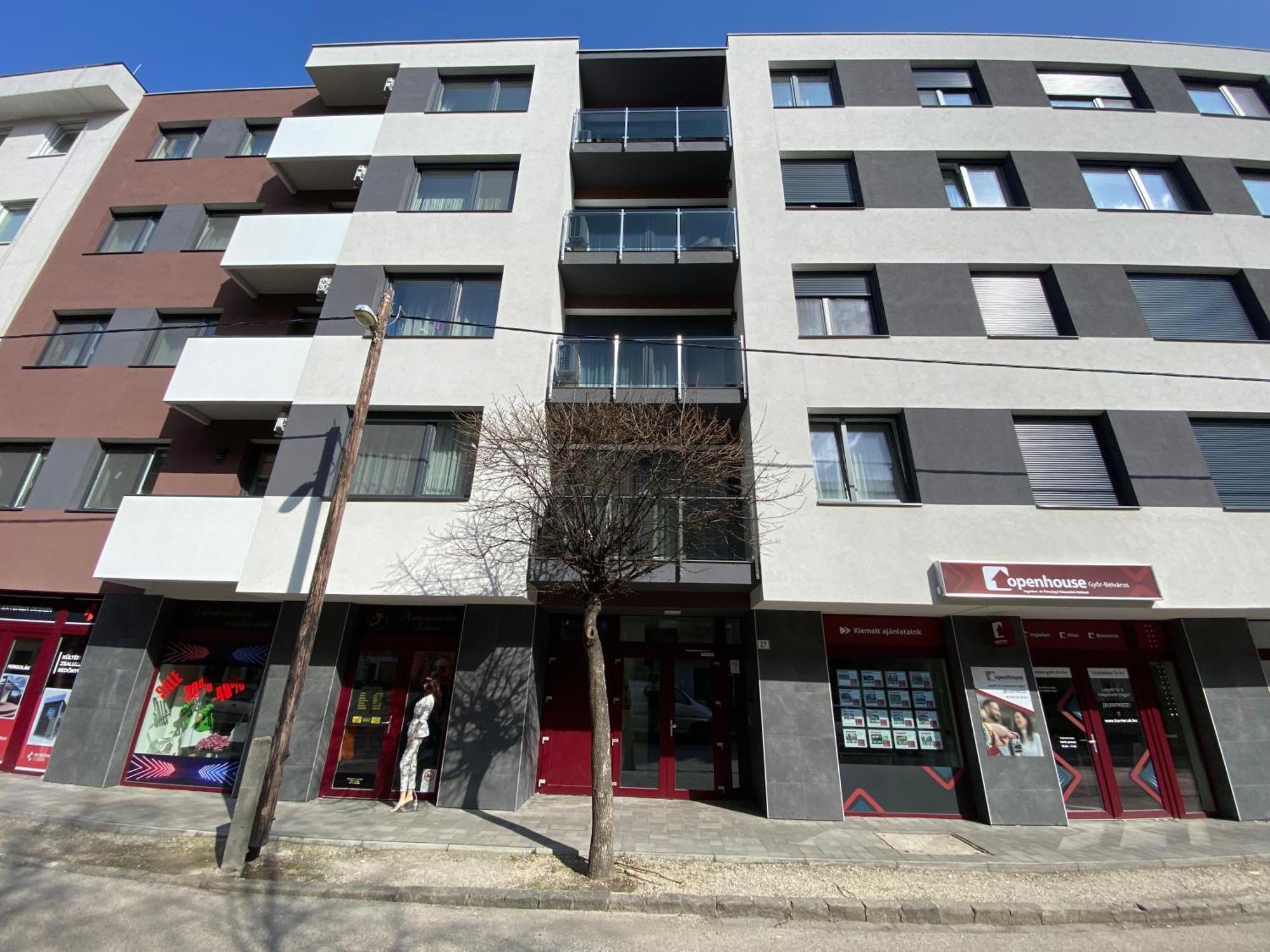 T27 Apartments Free Parking Ingyenes Zart Parkolo 杰尔 外观 照片